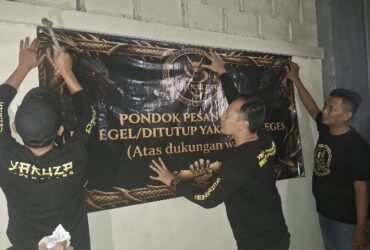 Penyegelan pondok pesantren di Lumbangsari Kecamatan Bululawang imbas dugaan pelecehan seksual oleh pengasuh pondok (istimewa)