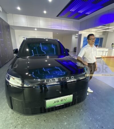 Harga BBM Naik, Minat Warga Malang Raya Beralih ke Mobil Listrik Meningkat