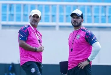 Jaga stabilitas tim untuk musim 2026/2027, Arema FC pertahankan Marcos Santos dan Andre Caldas (foto: Arema FC)