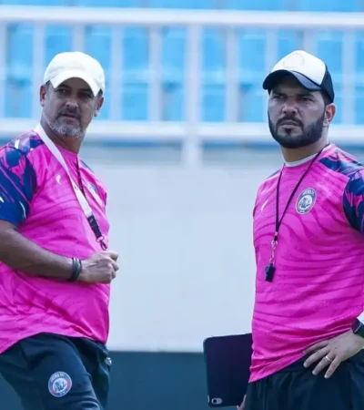 Jaga stabilitas tim untuk musim 2026/2027, Arema FC pertahankan Marcos Santos dan Andre Caldas (foto: Arema FC)