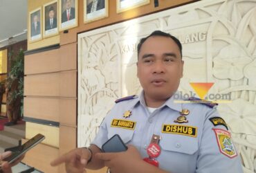 Kepala Dishub Kabupaten Malang, Eko Margianto saat diwawancarai awak media (blok-a.com / Yogga Ardiawan)