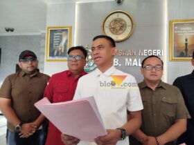 Kepala Kejaksaan Negeri Kabupaten Malang, Fahmi saat menggelar rilis penggeledahan Kantor Dinkes (blok-a.com / Yogga Ardiawan)