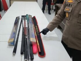 Barang bukti yang berhasil diamankan saat pencurian dengan modus matikan CCTV di Kecamatan Wagir, Kabupaten Malang (Humas Polres)