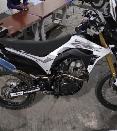 Kepergok Curi Motor Trail, Dua Pelaku Curanmor di Gondanglegi Babak Belur Diamuk Warga