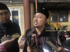 Wakil Ketua Komisi C DPRD Kota Malang, Dito Arief Nurakhmadi, berencana mendorong penyusunan Peraturan Daerah (Perda) terkait LGBT di Kota Malang.