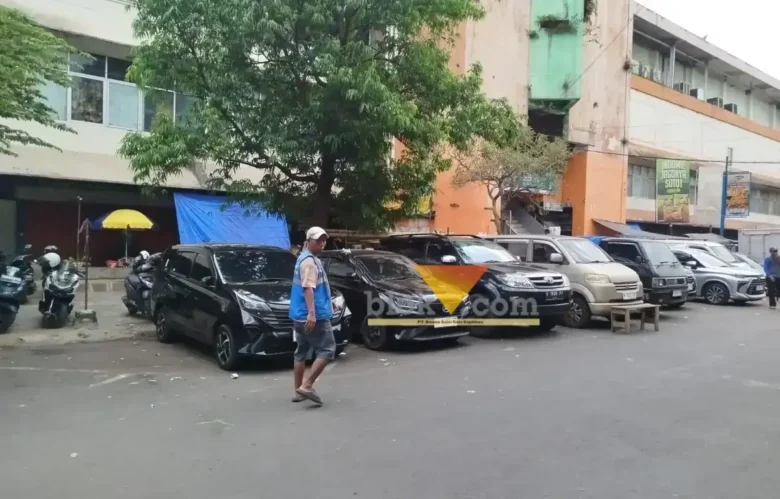 Retribusi Parkir Kota Malang Baru 36 Persen, Dishub Siapkan Pembayaran QRIS Kejar Target PAD (foto: Blok-a.com / Yogga Ardiawan)