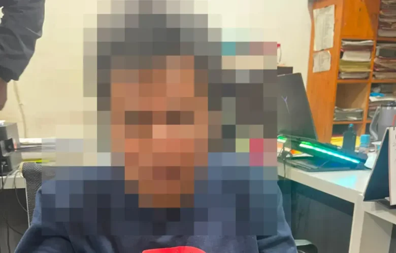 Terduga pelaku pencabulan yang diamankan oleh petugas kepolisian (foto: istimewa)