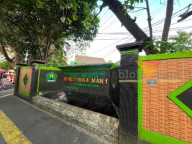 Dugaan Keracunan MBG Pertama Kali di Kota Malang, 35 Siswa SDN Kauman 1 Jadi Korban