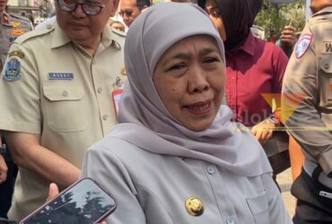 Khofifah Kerahkan Drone untuk Pemadaman Kebakaran Hutan di Bromo