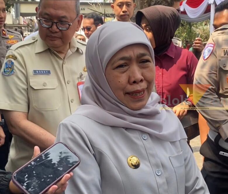 Khofifah Kerahkan Drone untuk Pemadaman Kebakaran Hutan di Bromo