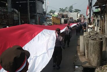 Bendera Merah Putih 81 Meter Diarak 8 Kilometer, Warga Bumiayu Semarakkan HUT ke-81 RI (Istimewa)