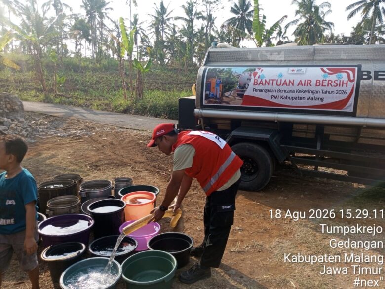 BPBD Kabupaten Malang Salurkan 15 Ribu Liter Air Bersih untuk Warga Terdampak Kekeringan (BPBD)
