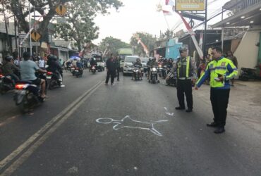 Terekam CCTV, Pedagang Tewas Terlindas Truk Saat Menyalip di Gadang Kota Malang