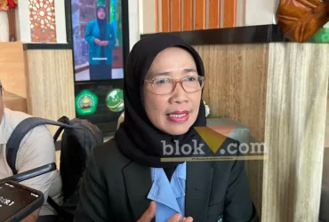 Guru Besar Fisiologi Tumbuhan Unisma, Prof. Istirochah Pujiwati saat diwawancarai awak media (foto: blok-a.com/ M Berril Labiq)