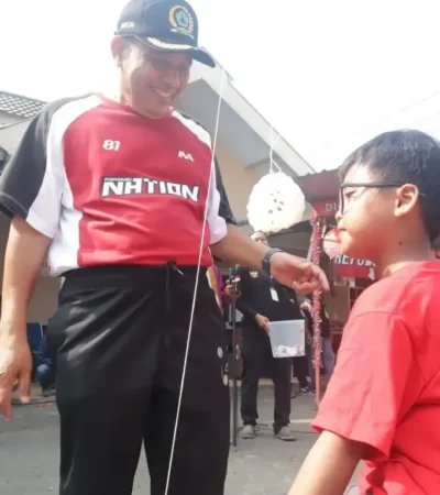 HUT ke-25, Partai Demokrat Kota Malang gandeng warga gelar lomba rakyat (foto: istimewa)
