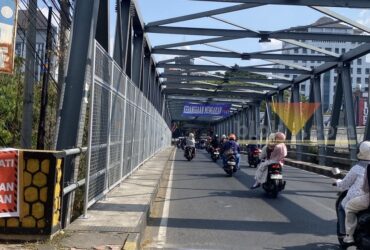 Pagar Setinggi 2 Meter Terpasang di Sisi Timur Jembatan Suhat Kota Malang