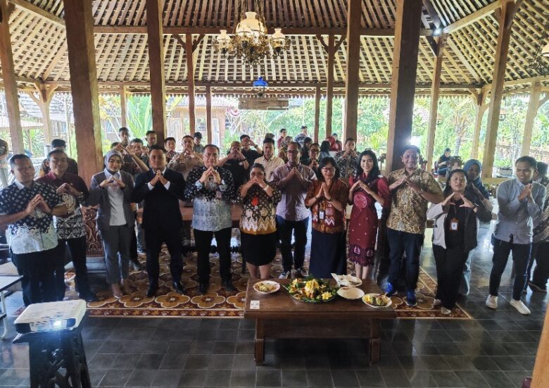 Launching Svarga, Majalah Berisi Rekomendasi Puluhan Destinasi Wisata Kabupaten Malang