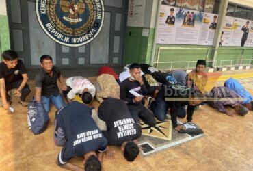Sujud Syukur Warga Lapas Malang Bebas di Hari Kemerdekaan