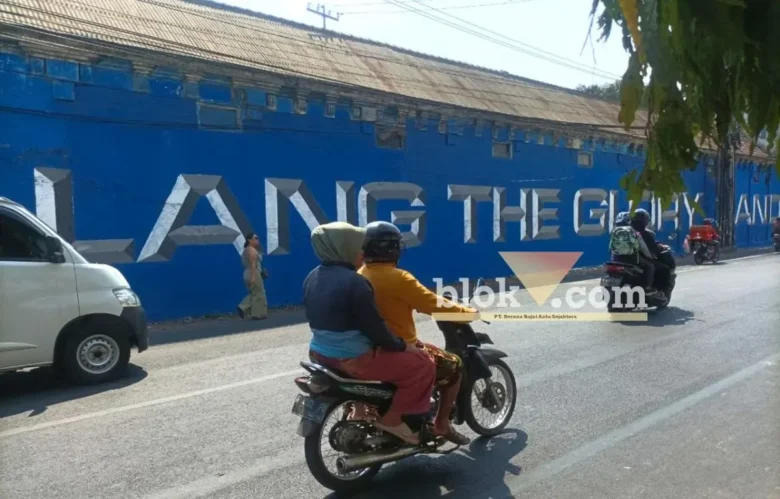 Mural "Malang The Glory Land" kembali lagi, Senin(24/8/2026) (foto: Blok-a.com/Bob Bimantara Leander)