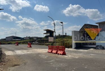 Suasana lokasi bekas tembok di Perumahan Griya Shanta yang bisa diakses kembali, Kamis (27/8/2026) (blok-a/Berril Labiq)