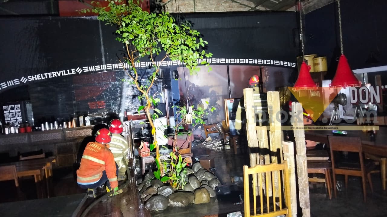 Kafe Shelterville Malang Terbakar, Diduga akibat Korsleting Listrik