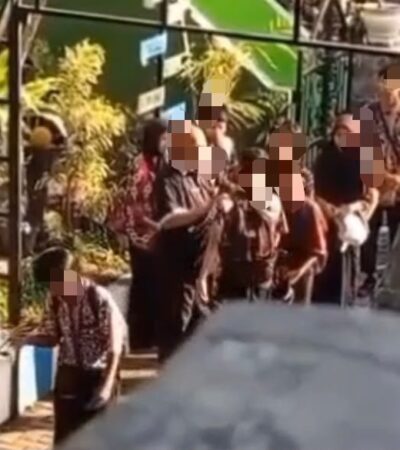 Tangkapan layar detik-detik kekerasan yang diduga dilakukan oleh guru di SMPN 18 Malang (foto: istimewa)