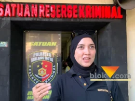Kuasa hukum korban, Lilik Yuliana saat membuat laporan tambahan enam siswa yang mengalami dugaan kekerasan (blok-a.com / Yogga Ardiawan)