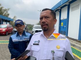 Kepala DLH Kota Malang, Gamaliel Raymond Hasiholan Matondang komitmen cegah pencemaran sungai akibat sampah (blok-a.com / Yogga Ardiawan)