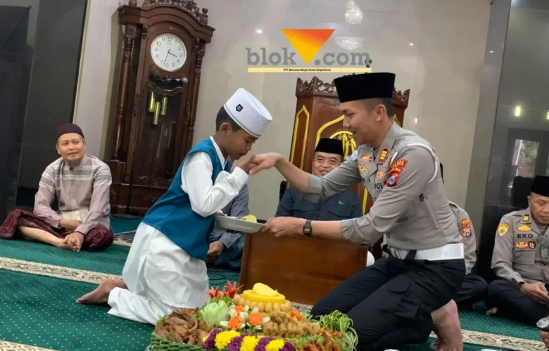 Kasatlantas Polres Malang, AKP Muhammad Alif Chelvin dalam kegiatan peringatan HUT Lalu Lintas Bhayangkara (foto: blok-a.com / Yogga Ardiawan)