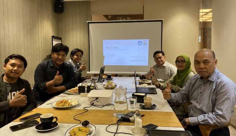 Pertemuan antara pihak blok-a.com dan Stimata membahas tentang kolaborasi berupa "MboisRek" (blok-a/Zulkaria)