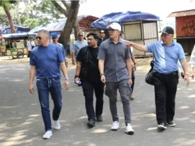 Bupati Malang, HM Sanusi saat meninjau calon lokasi Alun-alun Kepanjen (Prokopim)