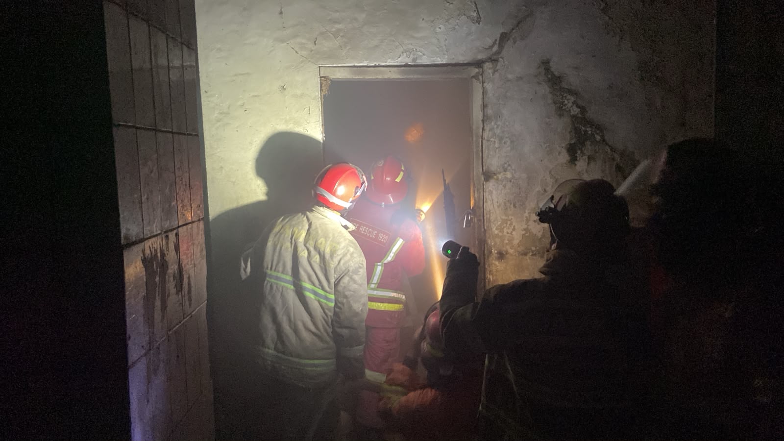 Korsleting Picu Kebakaran di Pasar Besar Malang, Lapak Pedagang Dipastikan Tak Terbakar