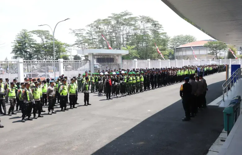 Persiapan pengamanan Polres Malang untuk pertandingan Arema FC melawan Persik Kediri di Stadion Kanjuruhan, Kabupaten Malang, Jumat (18/9/2026) (foto: istimewa)
