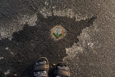 Foto karya Ivan asal Kota Malang yang memanfaatkan jalan berlubang (istimewa)