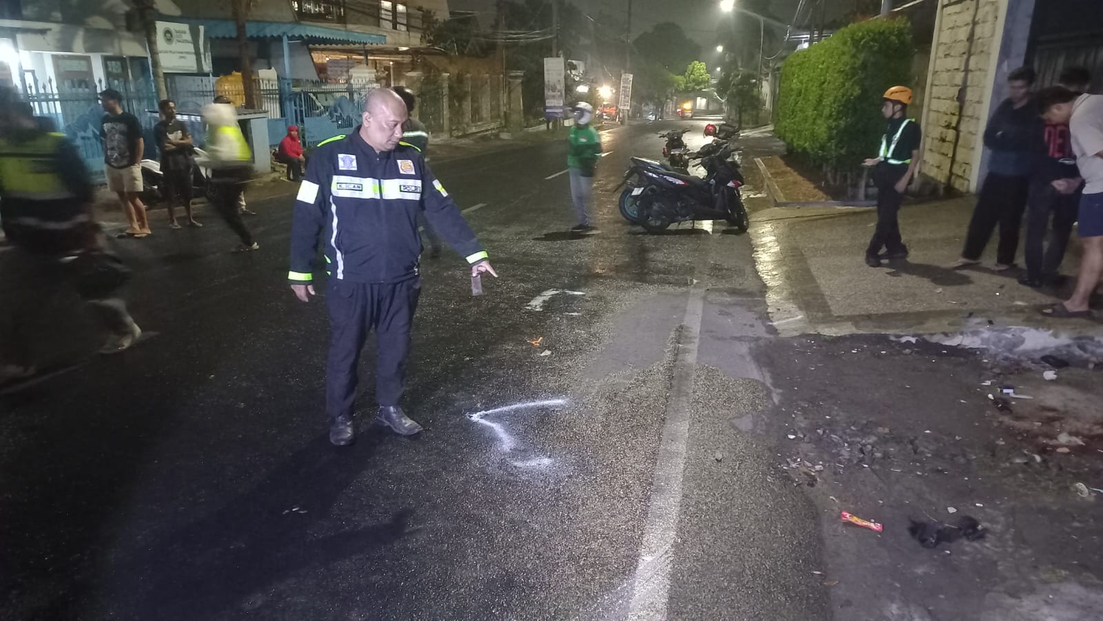 Kecelakaan Tunggal di Malang, Avanza Tabrak Tembok Rumah Hingga Pengendara Tewas