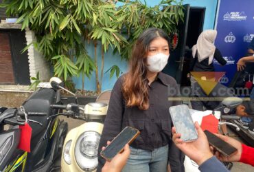 Salah satu korban yang motornya dikembalikan melalui skema pinjam pakai, SIR di Polresta Malang Kota, Kamis (22/10/2026) (foto: blok-a.com/Bob Bimantara Leander)