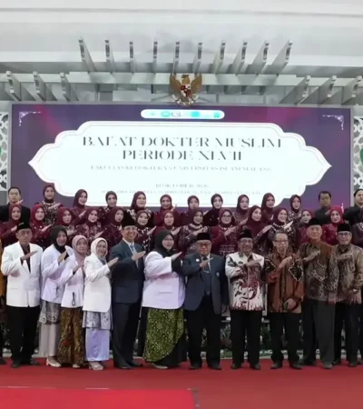 Bai’at dokter muslim Fakultas Kedokteran Universitas Islam Malang periode ke-47. (foto: Youtube Unisma)