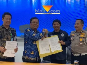 Sempat Panas, Diskusi Pemkot Malang dan Sopir Angkot Hasilkan Enam Kesepakatan (foto: blok-a.com / Yogga Ardiawan)