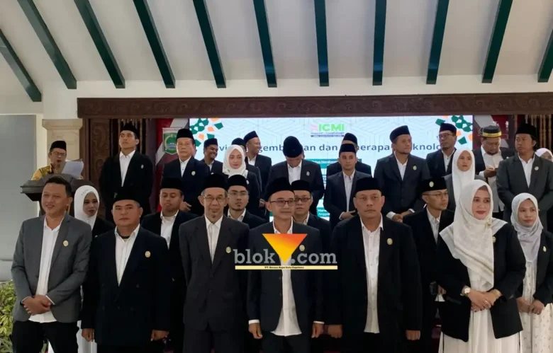 Pelantikan pengurus ICMI Kabupaten Malang di Pendopo Agung (foto: blok-a.com / Yogga Ardiawan)