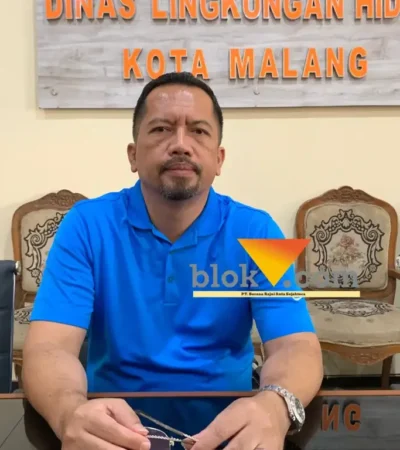 Plt Kepal Dinas Lingkungan Hidup Kota Malang, Gamaliel Raymond saat ditemui awak media (foto: blok-a.com / Yogga Ardiawan)