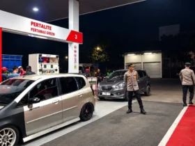 Polres Malang pantau stok BBM di SPBU, warga diimbau tak panic buying (foto: dok. Polres Malang)