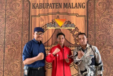 Muhammad Fajar Nurrohman, karateka muda asal Kabupaten Malang, mendapat kesempatan membawa nama Indonesia dalam ajang Moshikawa Karate di Kagoshima, Jepang.