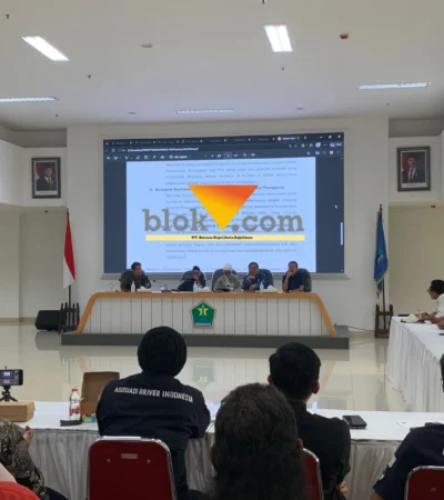 Diskusi Dishub Pemkot dan Sopir Angkutan Umum Tak Menemui Hasil, Minta Koridor 2 Ditunda (blok-a.com / Yogga Ardiawan)