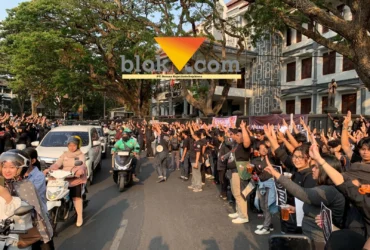 Dua Tahun Prabowo-Gibran, Massa di DPRD Kota Malang Soroti Harga Pangan hingga Penanganan Bencana (blok-a.com / Yogga Ardiawan)