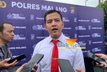 Kasatreskrim Polres Malang AKP Hafiz Prasetia Akbar saat diwawancarai awak media (blok-a.com / Yogga Ardiawan)