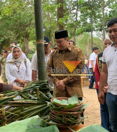 Sekretaris Daerah Kabupaten Malang, Budiar saat meninjau UMKM di event South Wave 2026 (blok-a.com / Yogga Ardiawan)