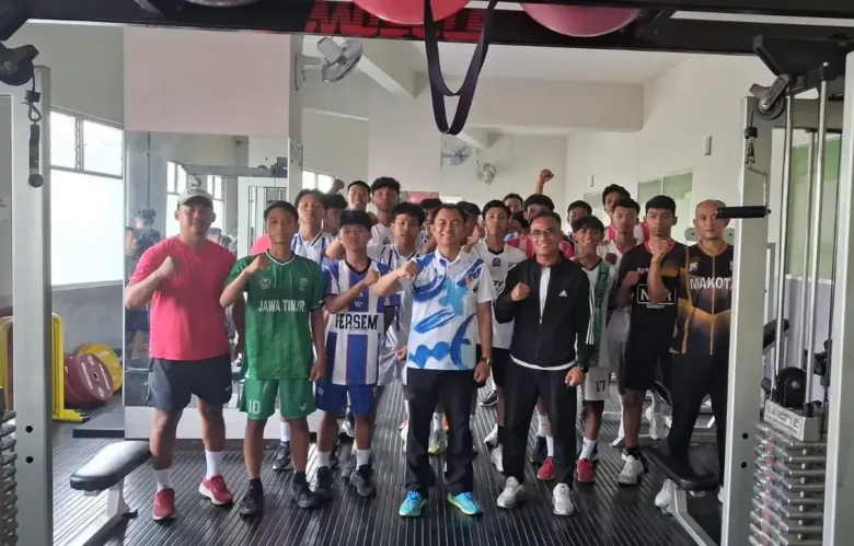 Sekretaris KONI Kota Malang, Joko Purwosusanto saat monev cabor sepak bola (foto: dok. KONI for blok-a.com)